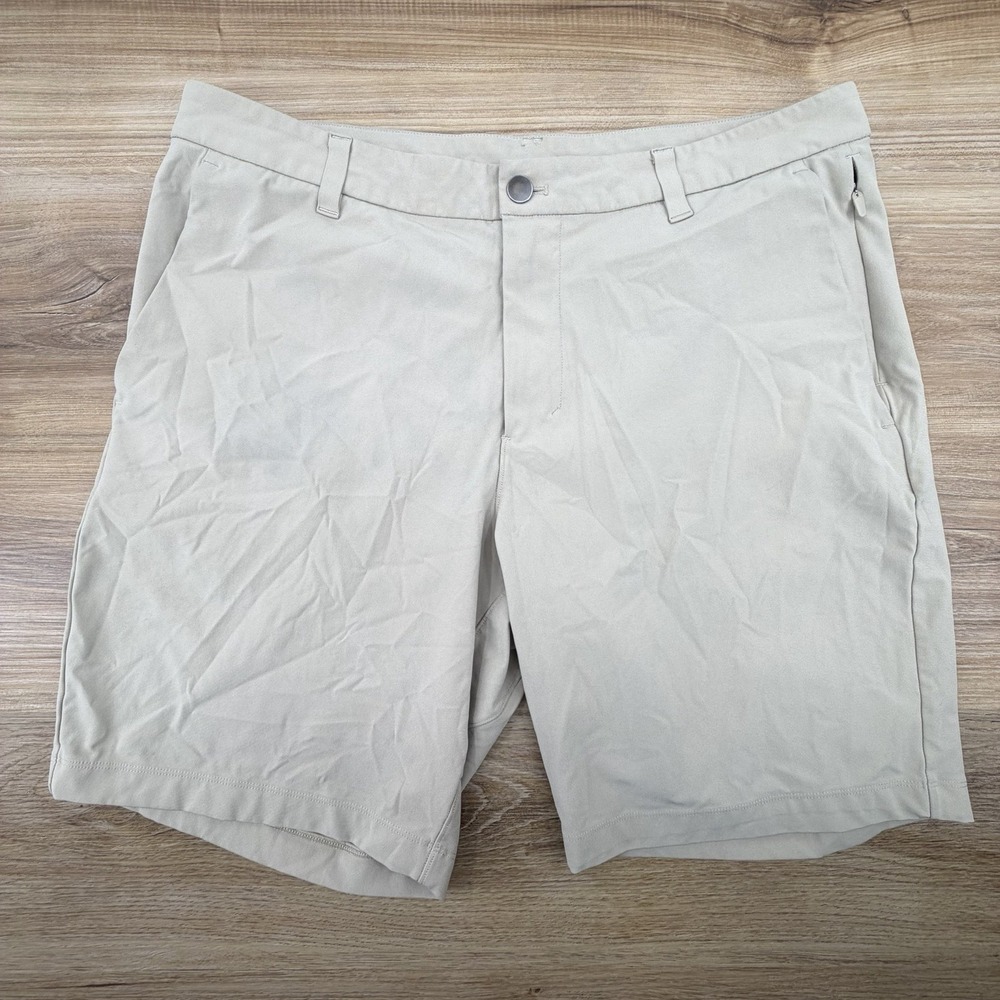 Lululemon Mens Commission Shorts Beige Khaki Chino Stretch Golf Shorts Size 34